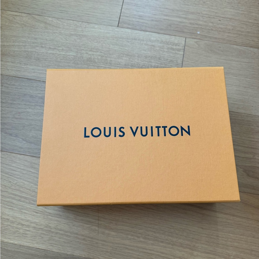 Louis Vuitton Box with ribbon